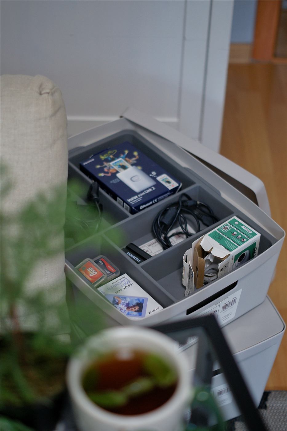 Flexistore box with compartments